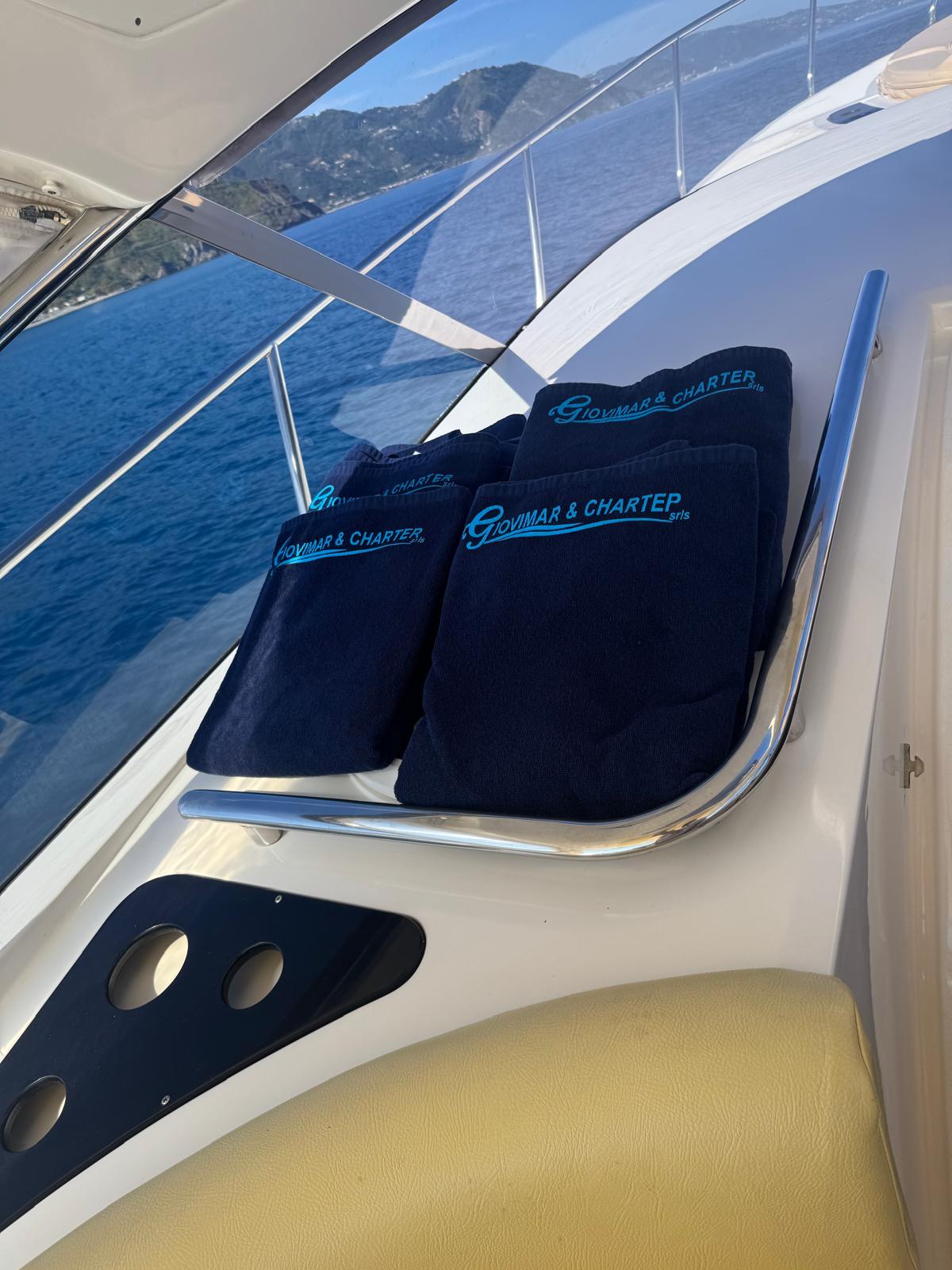 Mano Marine 35 HT — photo 7