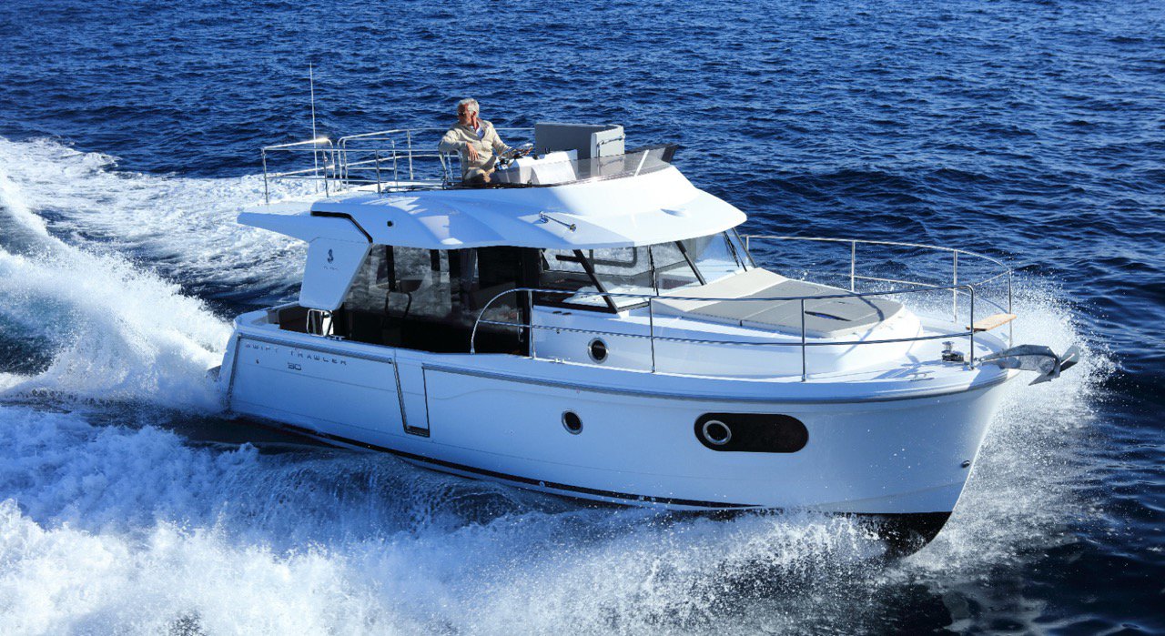 Swift Trawler 30 Fly — photo 9