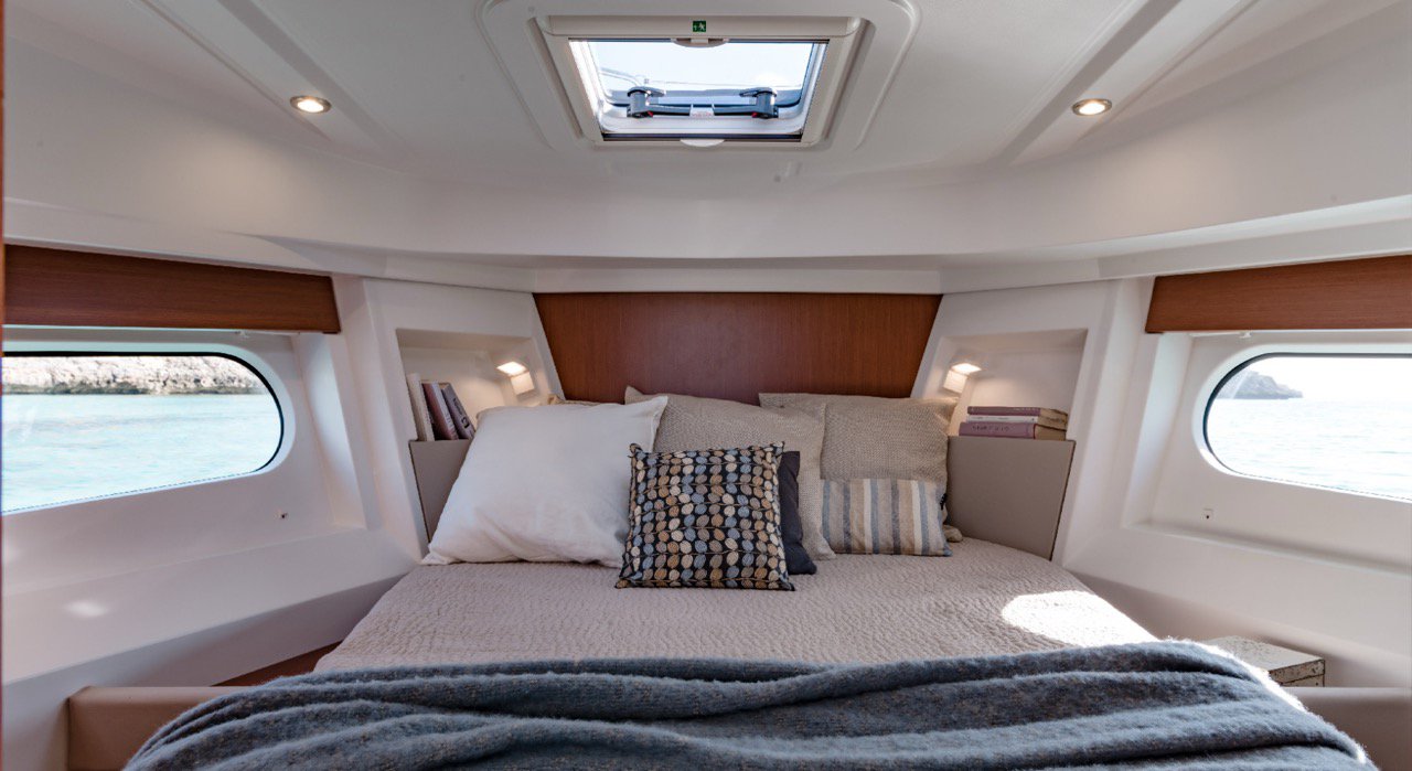 Swift Trawler 30 Fly — photo 18