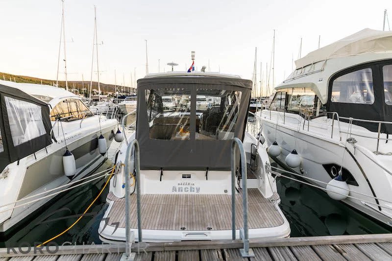 Bavaria 33 Sport HT — photo 1