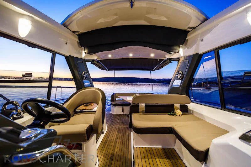 Bavaria 33 Sport HT — photo 14