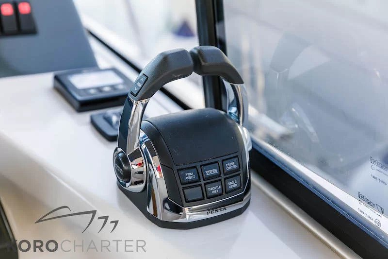 Bavaria 33 Sport HT — photo 29
