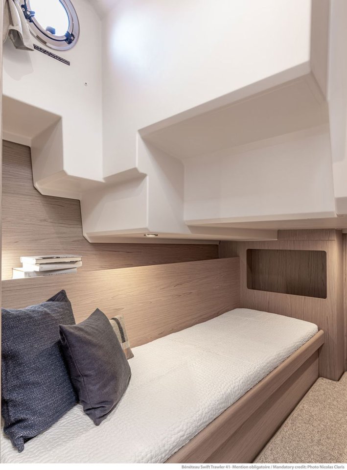 Swift Trawler 41 Fly — photo 18