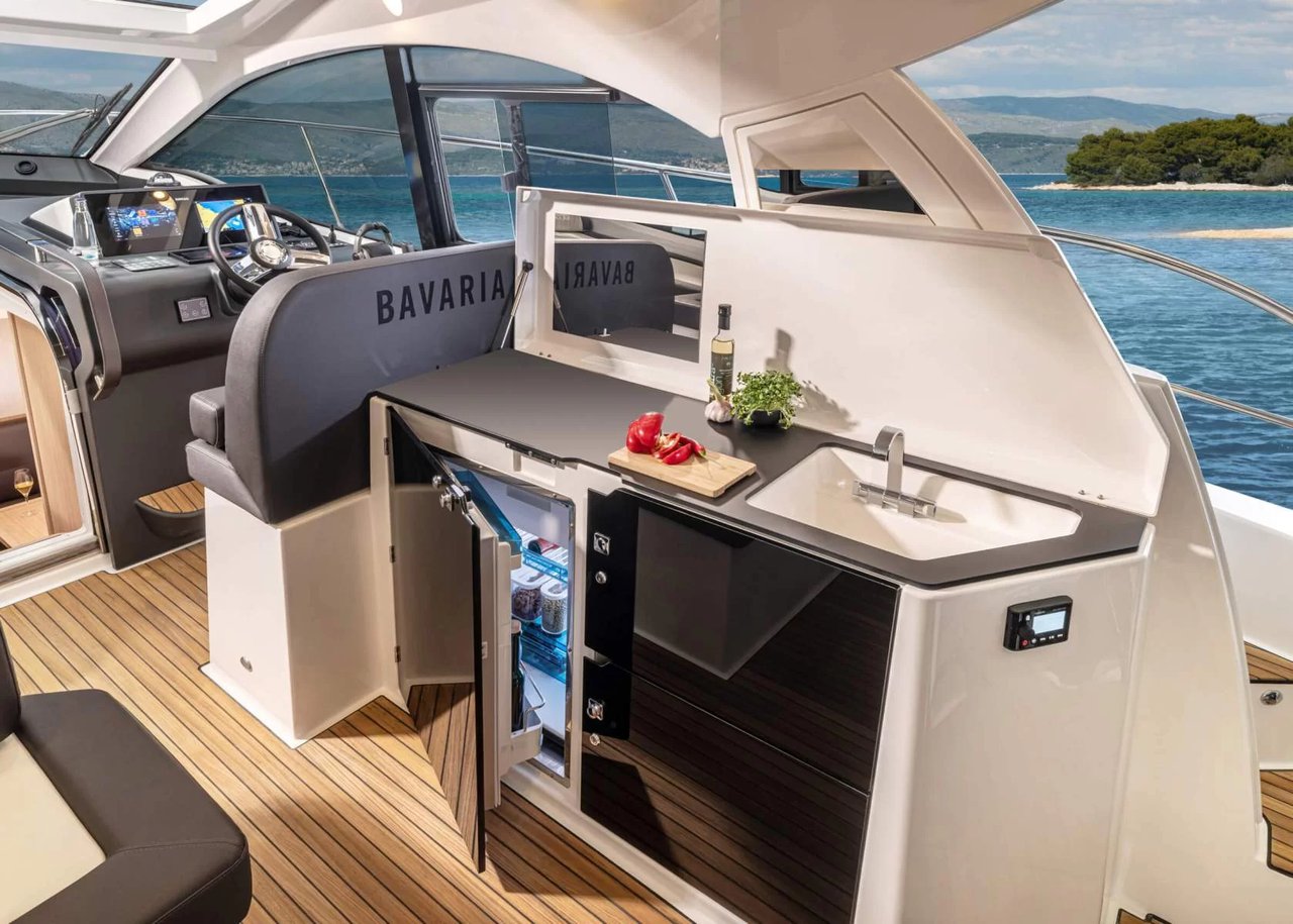 Bavaria SR41 — photo 7