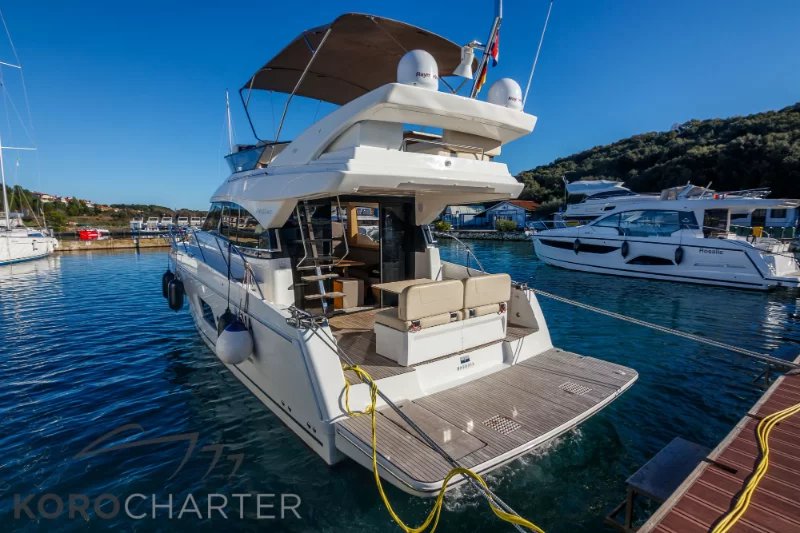 Bavaria Virtess 420 Fly — photo 5