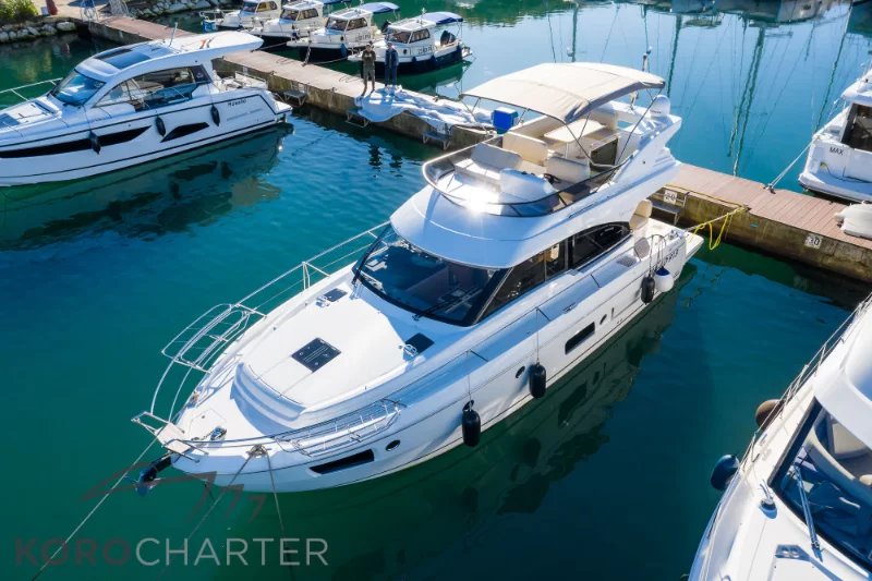 Bavaria Virtess 420 Fly — photo 7