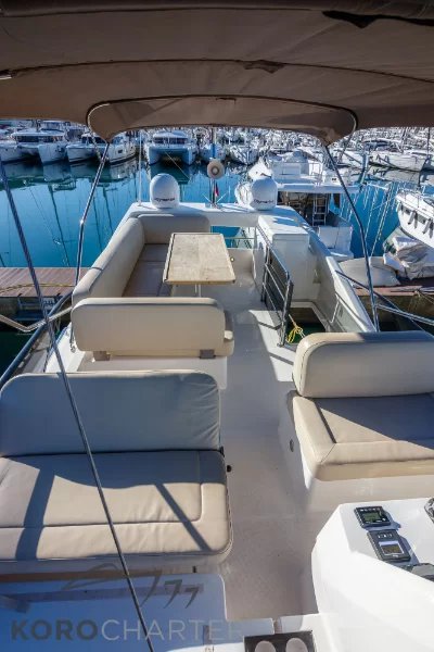 Bavaria Virtess 420 Fly — photo 9