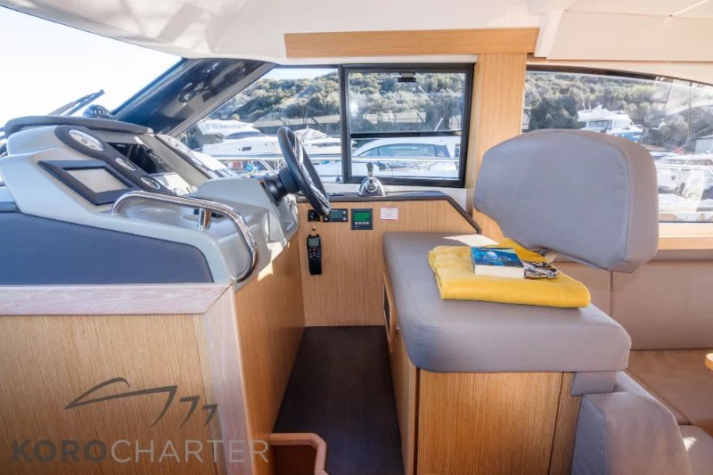 Bavaria Virtess 420 Fly — photo 18