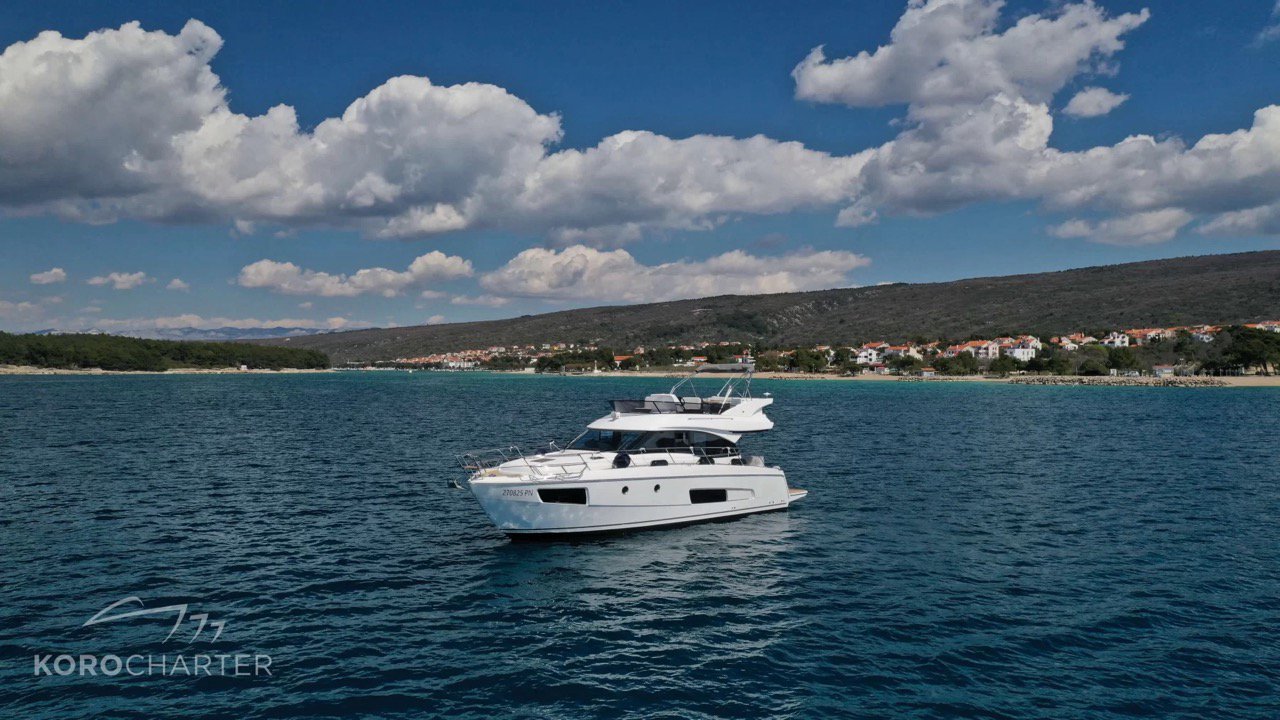 Bavaria Virtess 420 Fly — photo 4
