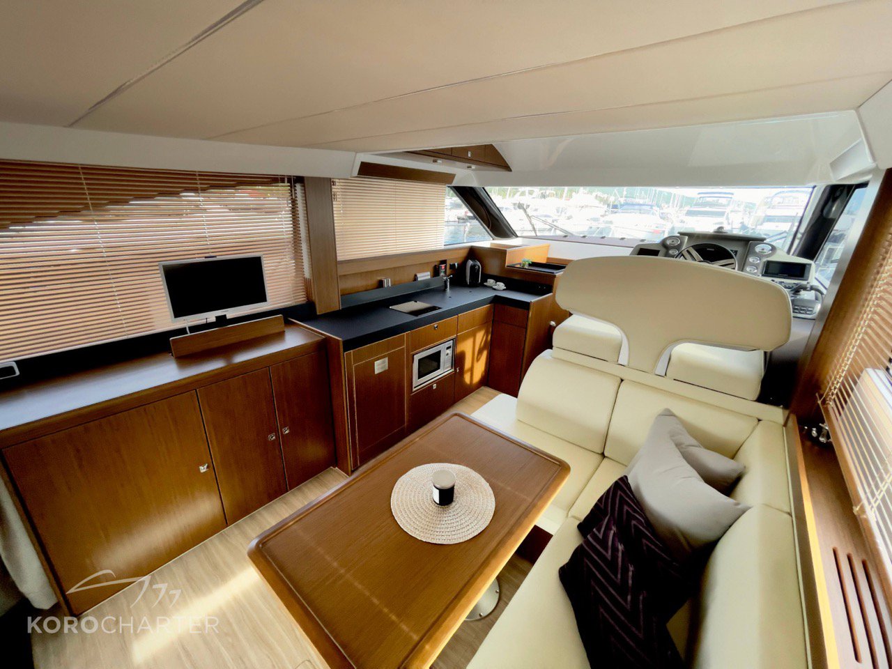 Bavaria Virtess 420 Fly — photo 15