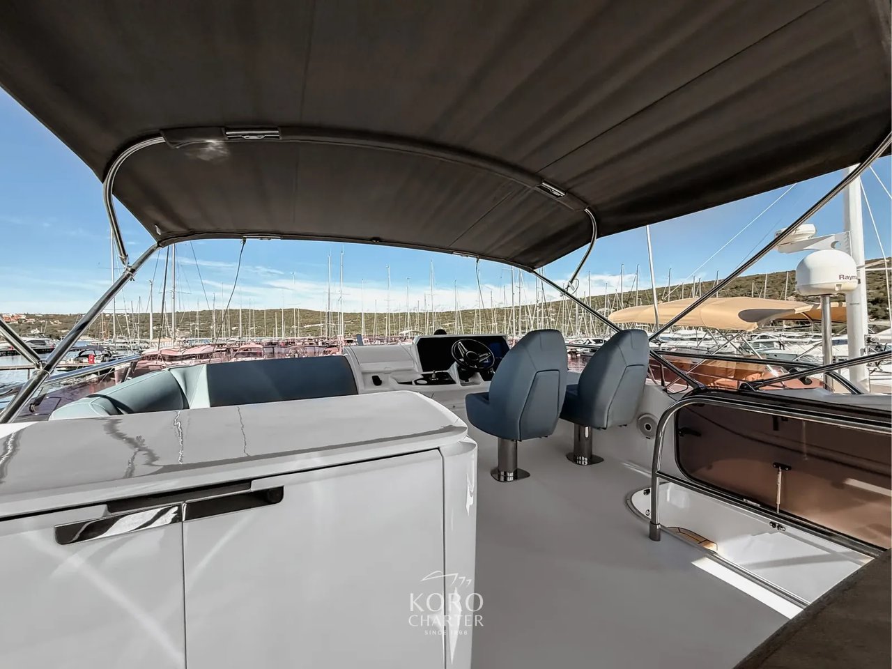 Princess 50 Flybridge - 3 + 1 cab. — photo 6