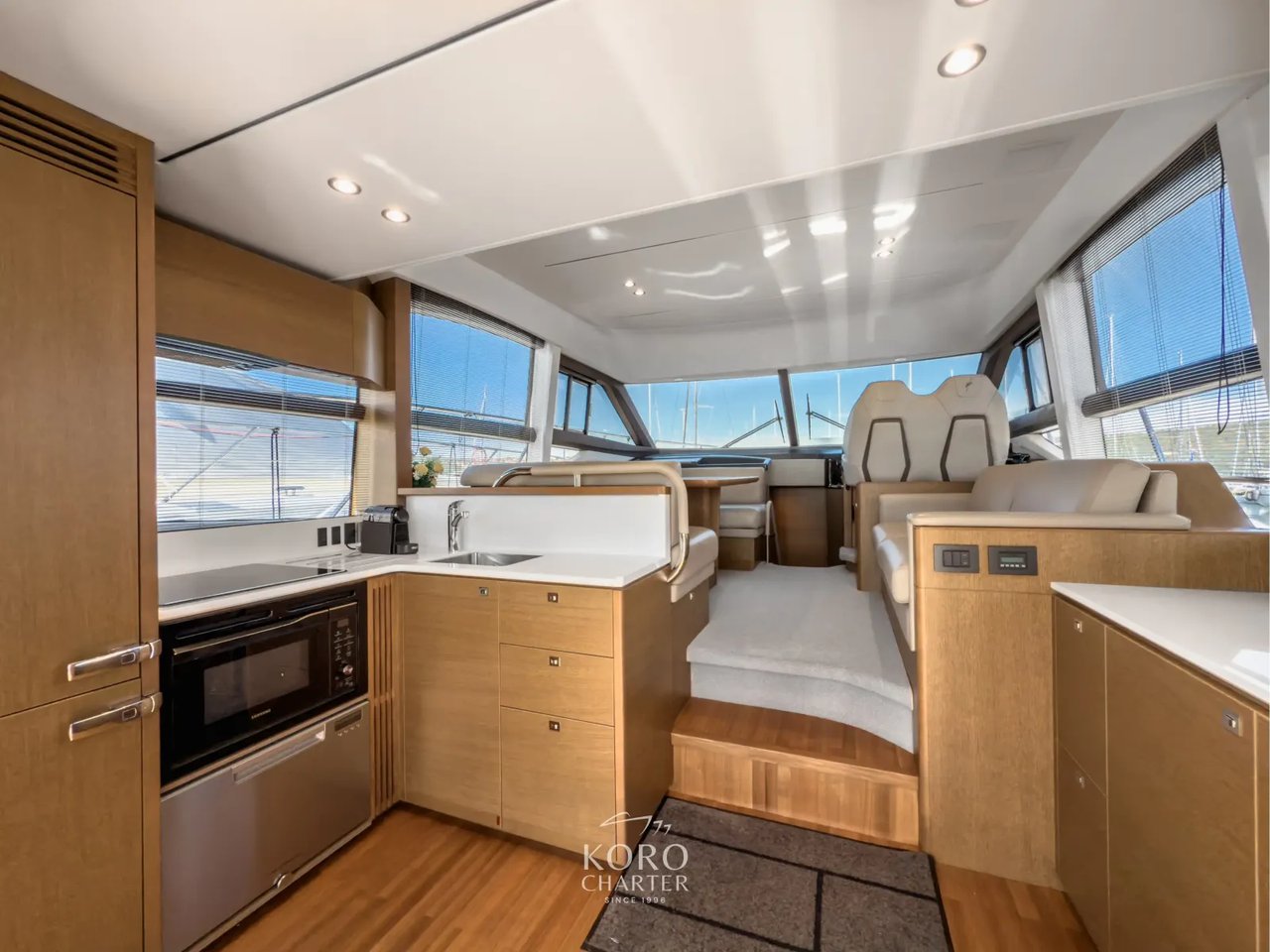 Princess 50 Flybridge - 3 + 1 cab. — photo 8