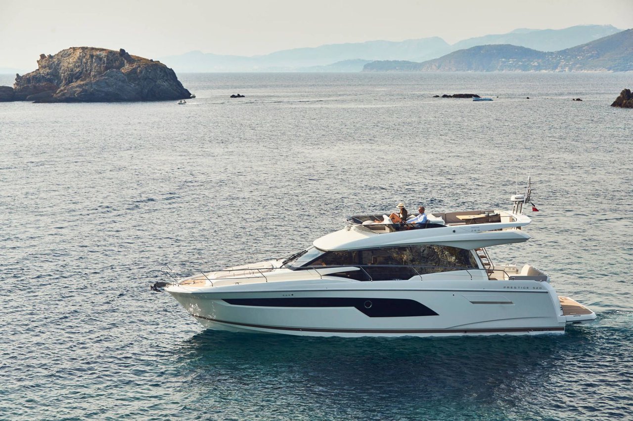 Prestige 520 Flybridge - 3 + 1 cab. — photo 13