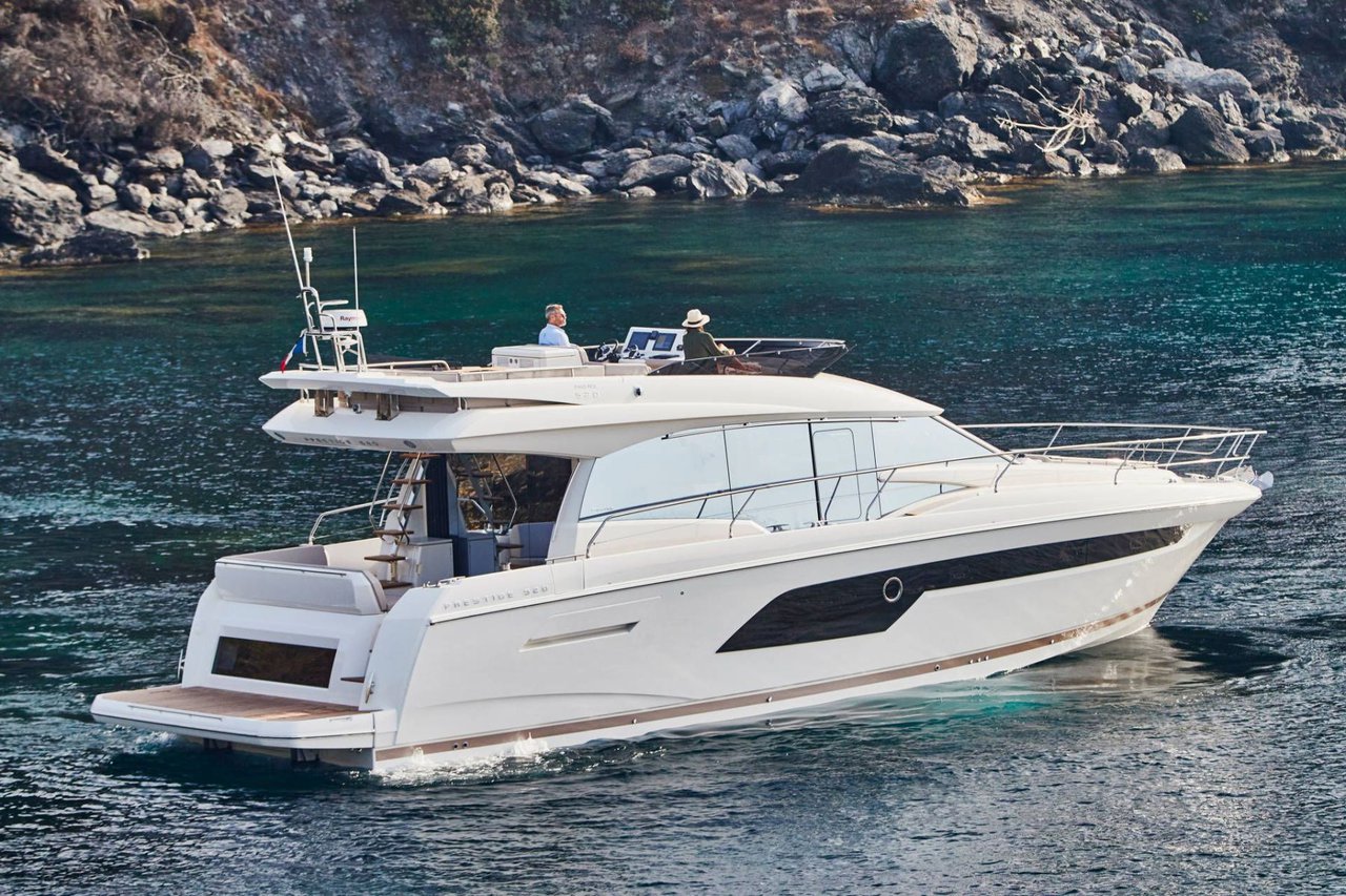 Prestige 520 Flybridge - 3 + 1 cab. — photo 14