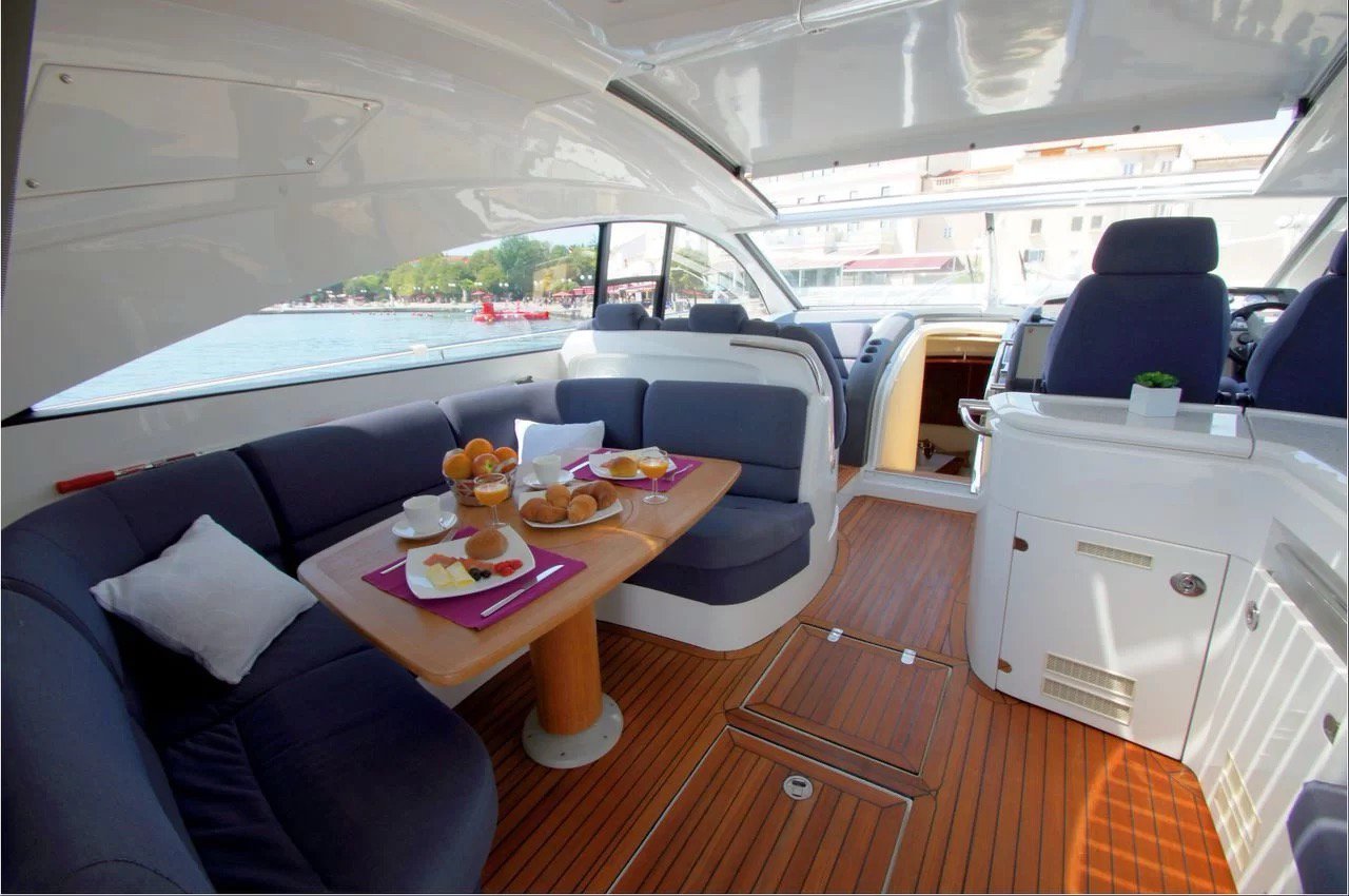 Fairline Targa 62 — photo 23