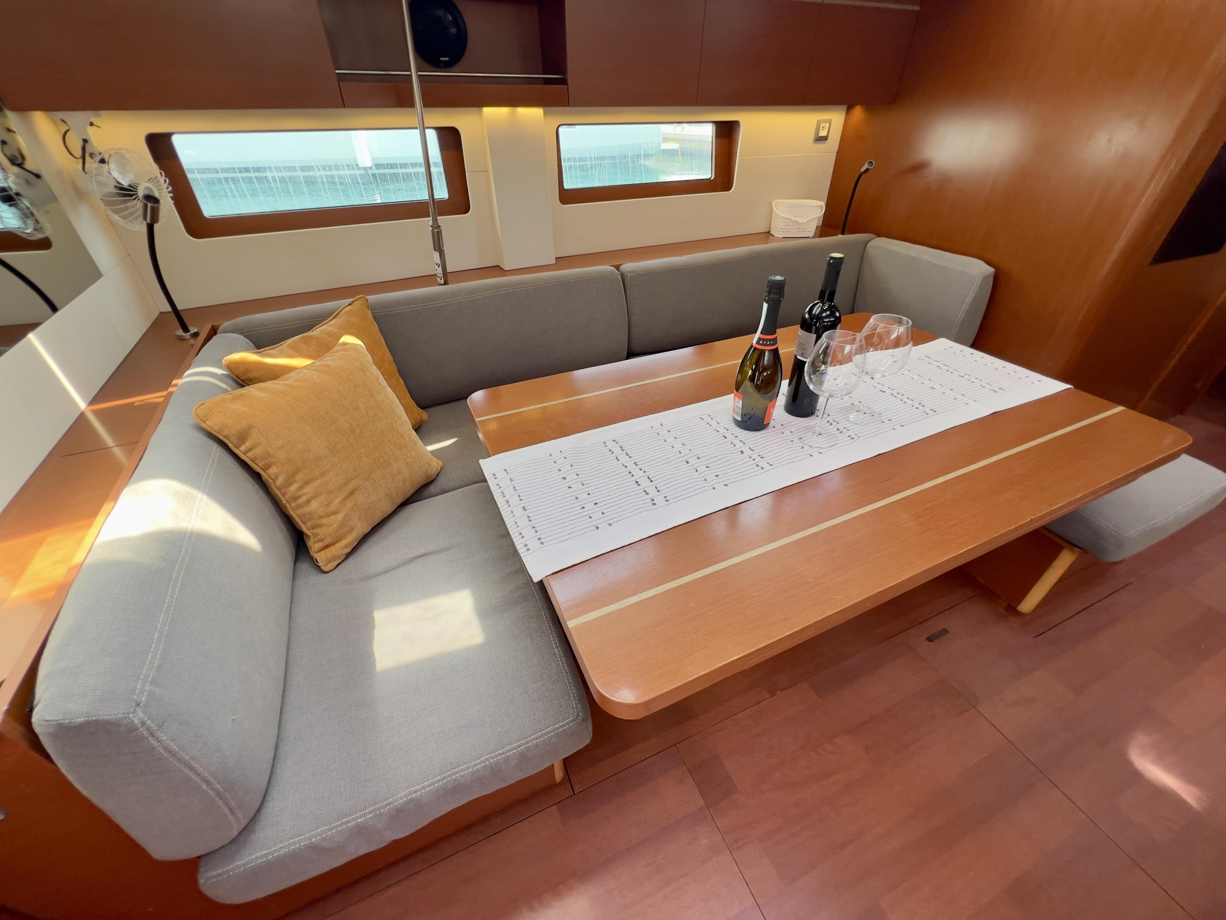 Oceanis 51.1 - 5 + 1 cab. — photo 4