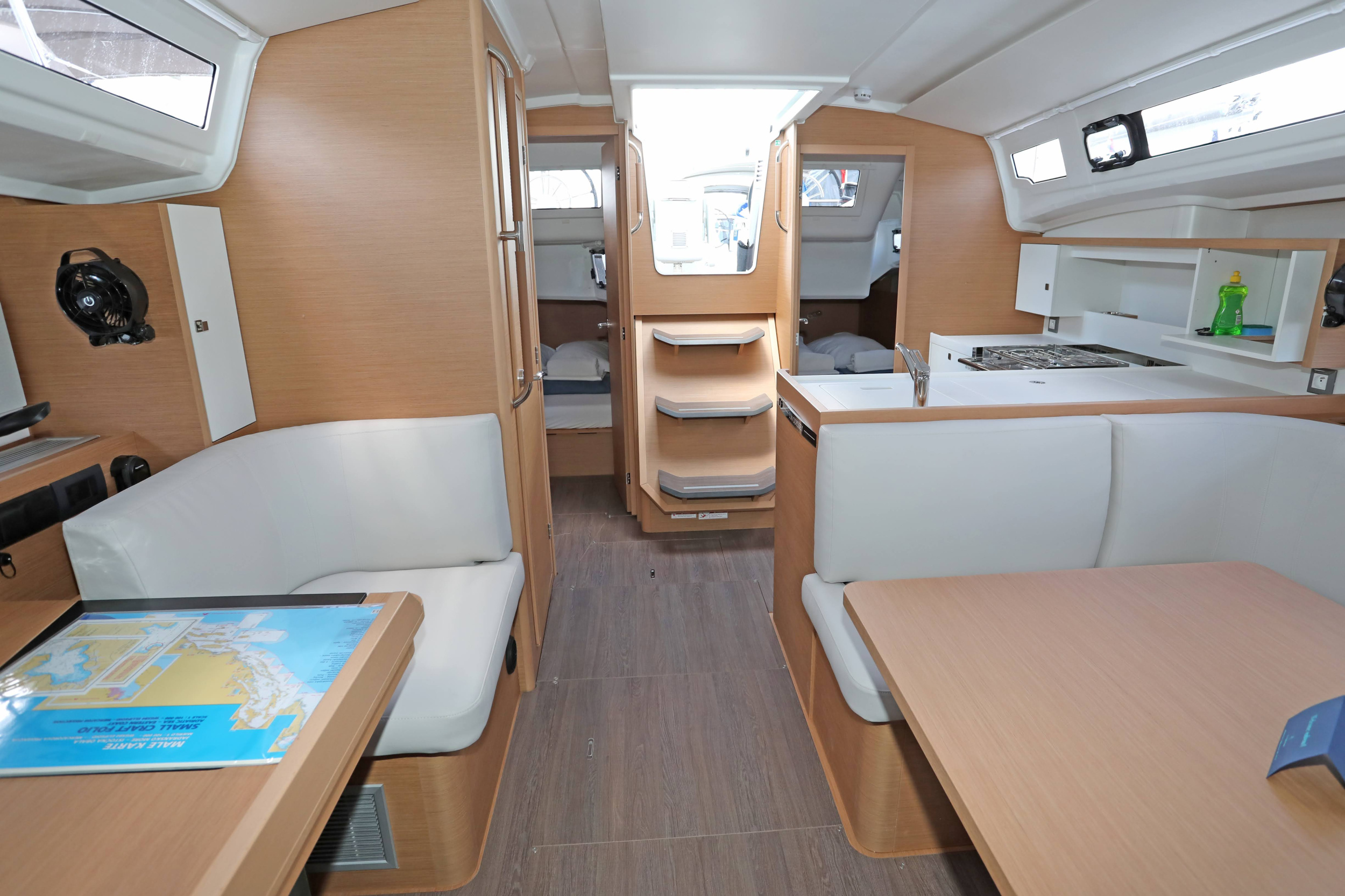 Sun Odyssey 415 — photo 5