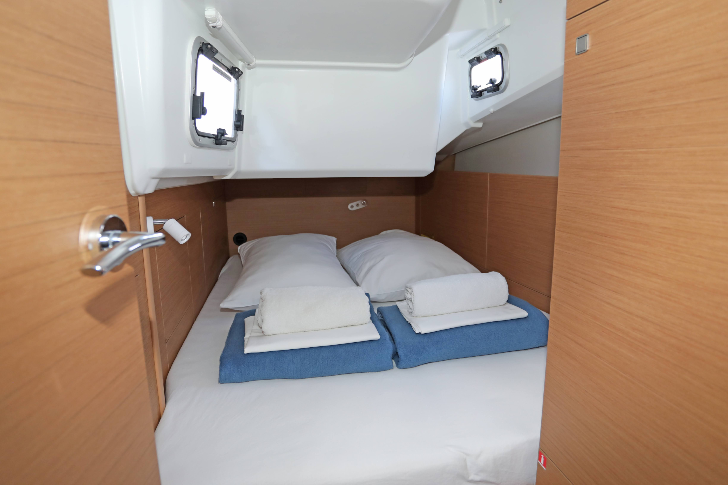 Sun Odyssey 415 — photo 12