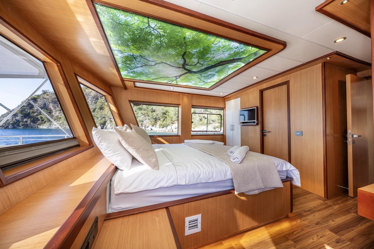 Lila Trawler — photo 19