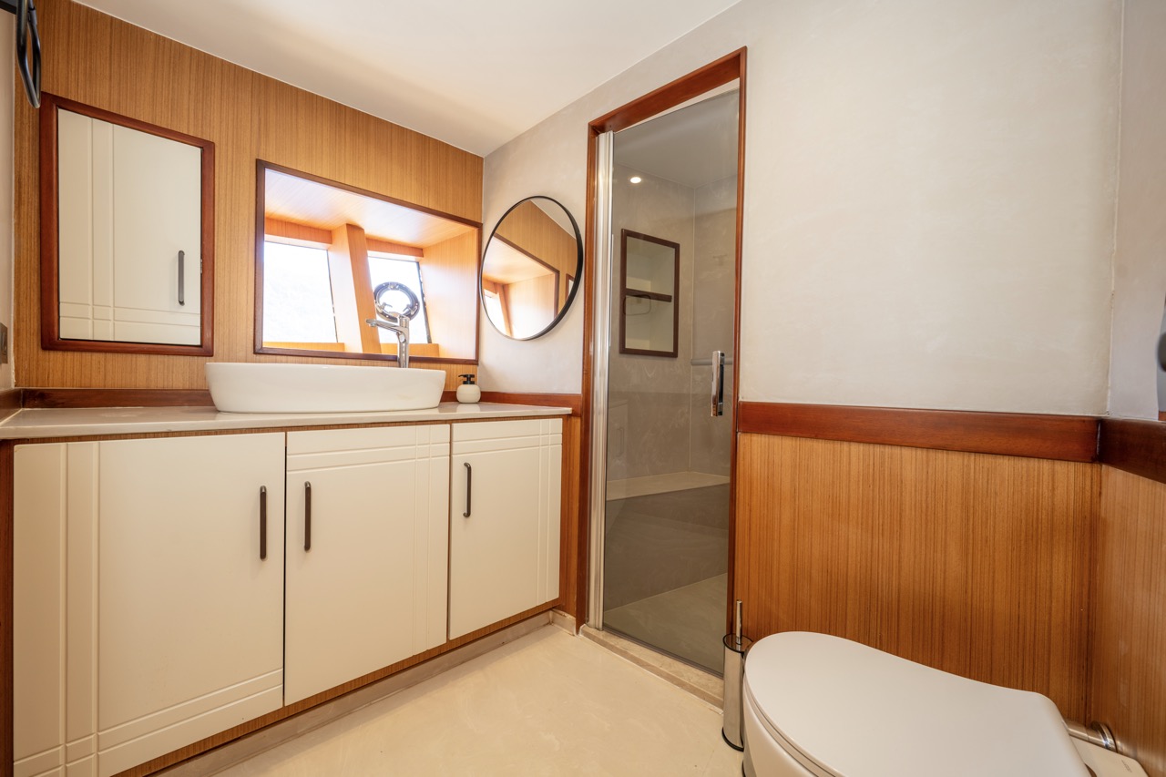 Lila Trawler — photo 26