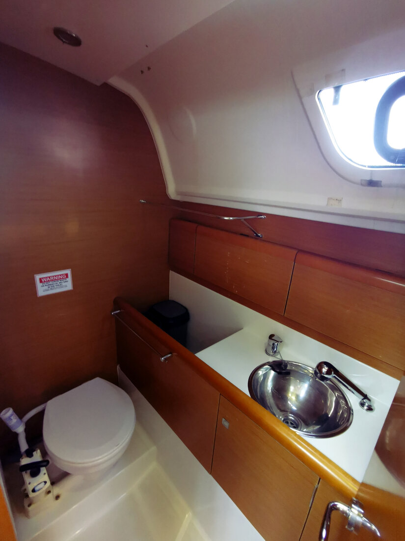 Sun Odyssey 33i - 2 cab. — photo 5