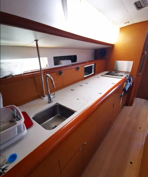 Sun Odyssey 479 - 3 cab. — photo 9
