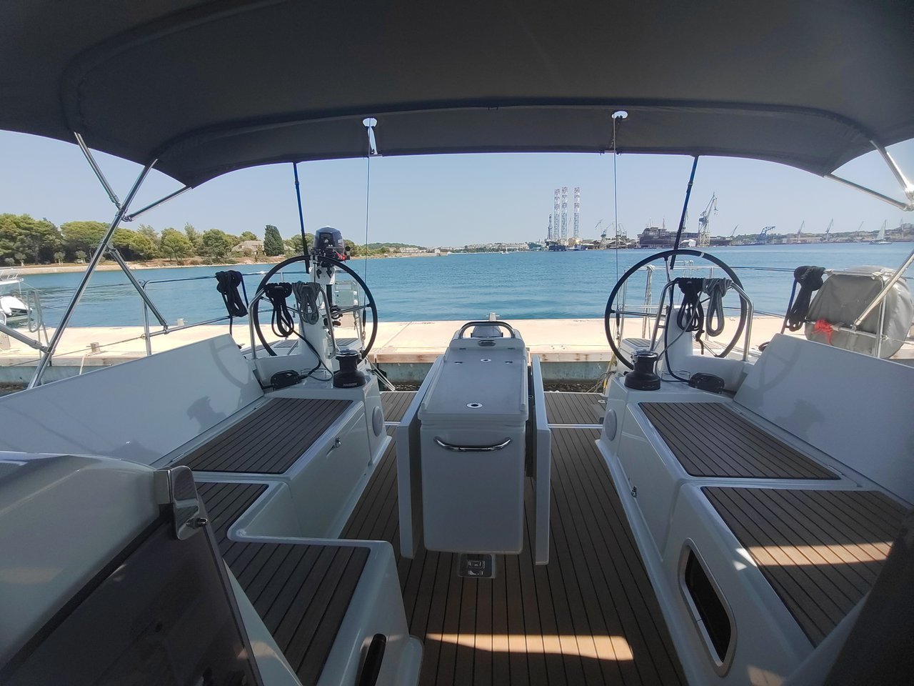 Sun Odyssey 440 - 4 cab. — photo 11