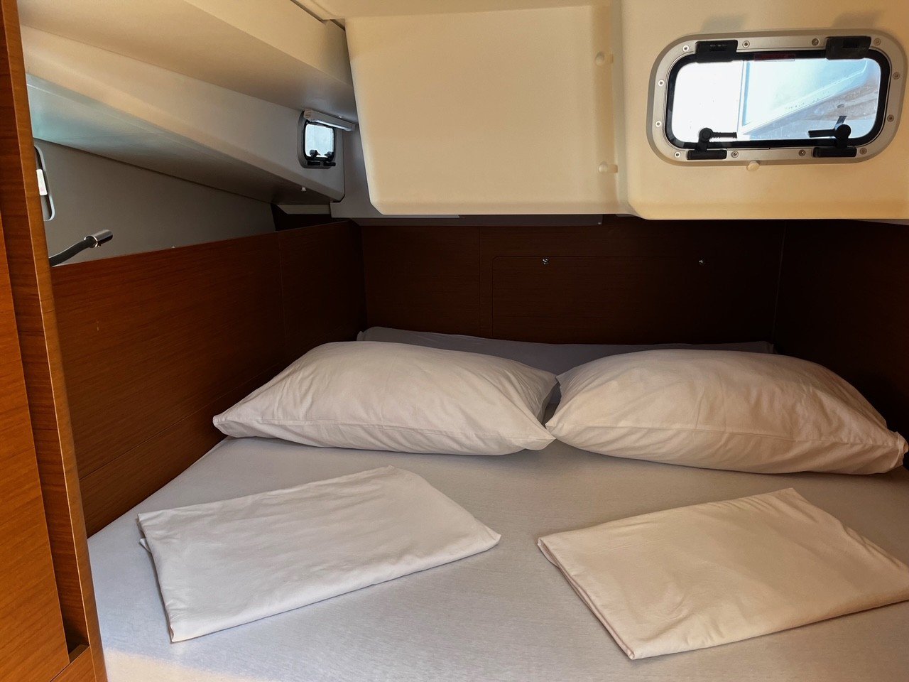 Sun Odyssey 440 - 4 cab. — photo 19
