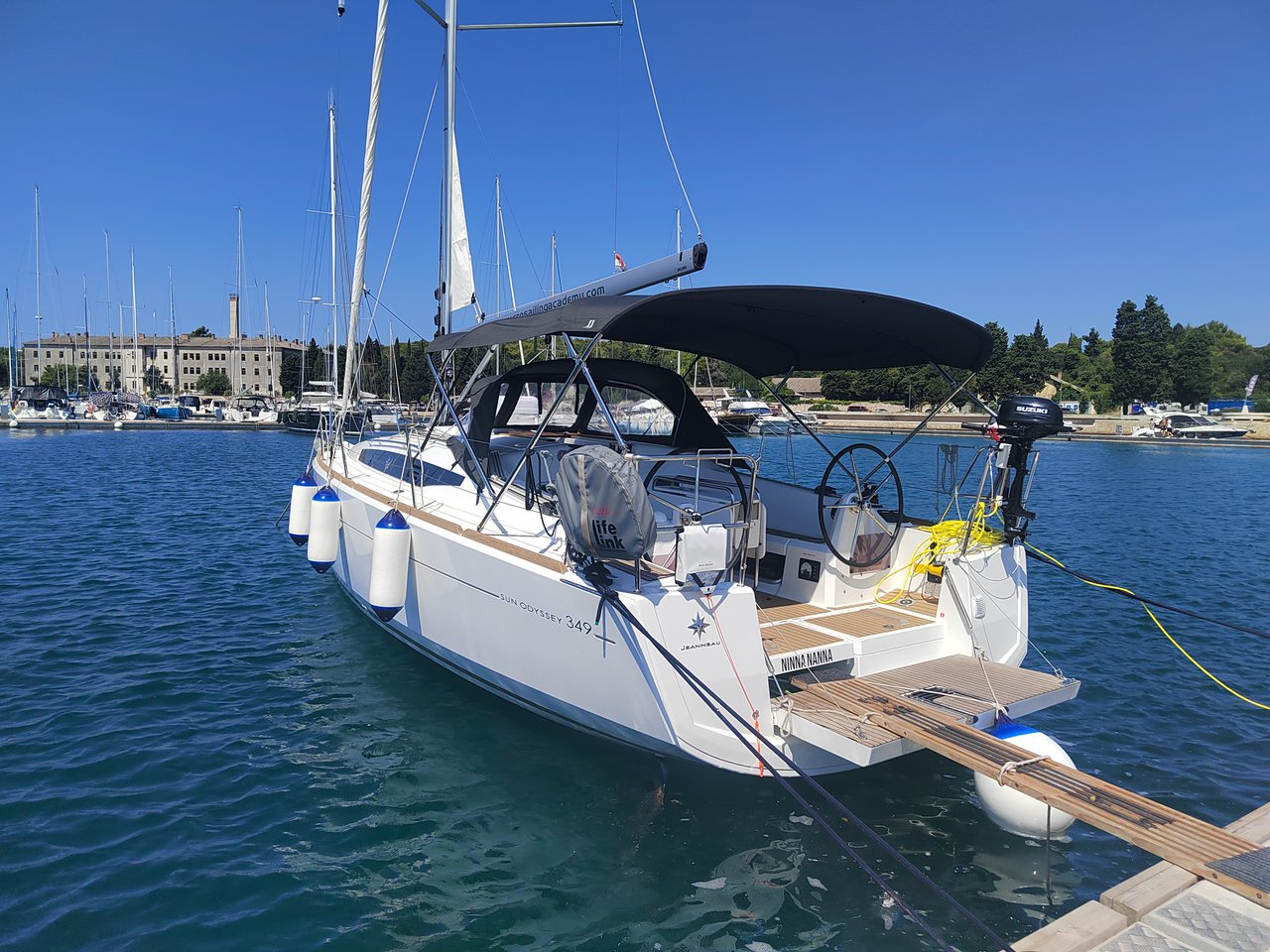 Sun Odyssey 349 - 3 cab. — photo 1