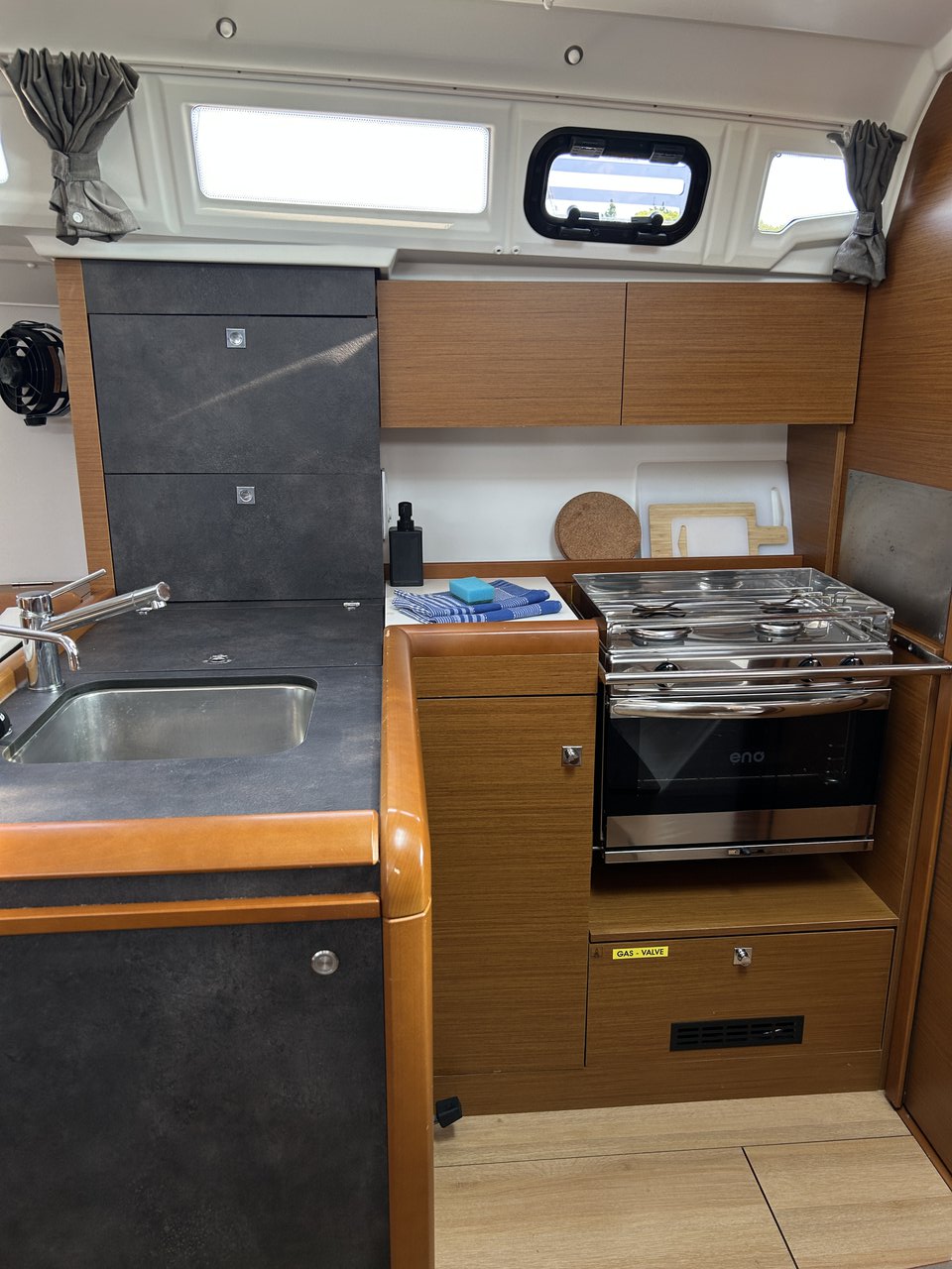 Sun Odyssey 349 - 3 cab. — photo 7