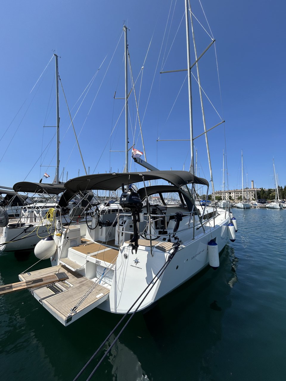 Sun Odyssey 440 - 4 cab. — photo 4
