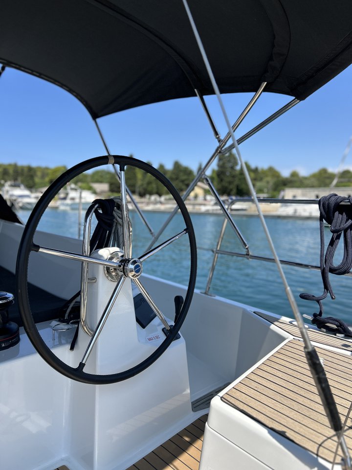 Sun Odyssey 440 - 4 cab. — photo 6