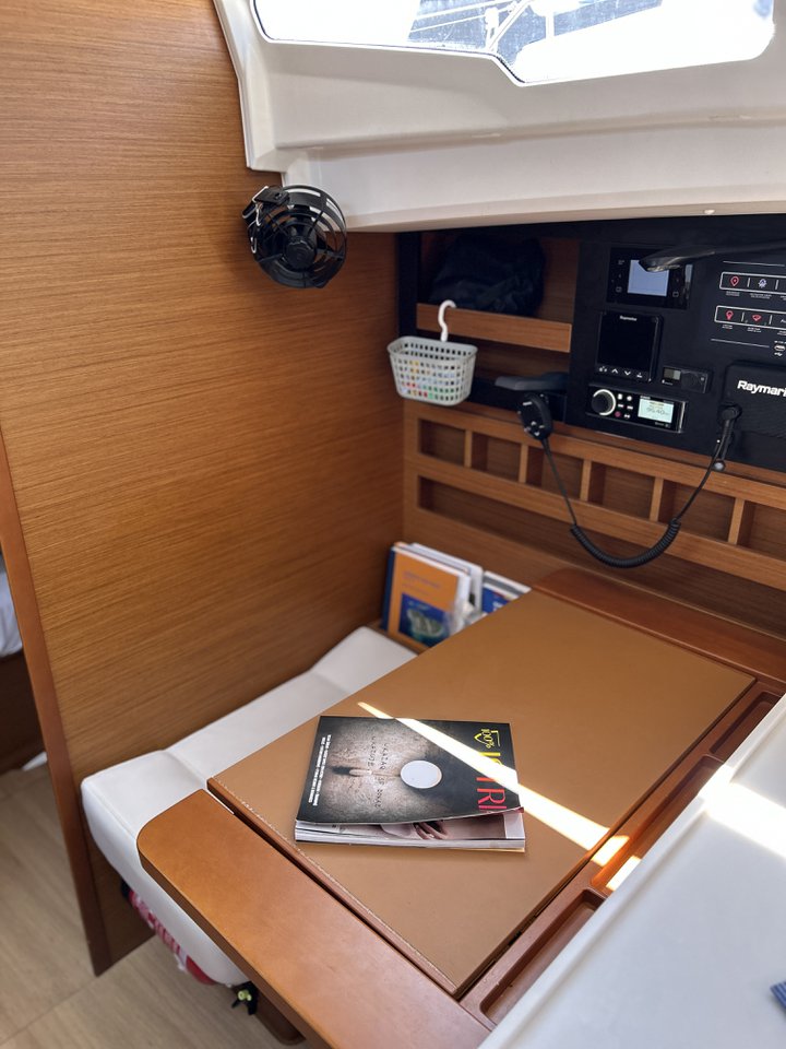 Sun Odyssey 440 - 4 cab. — photo 16