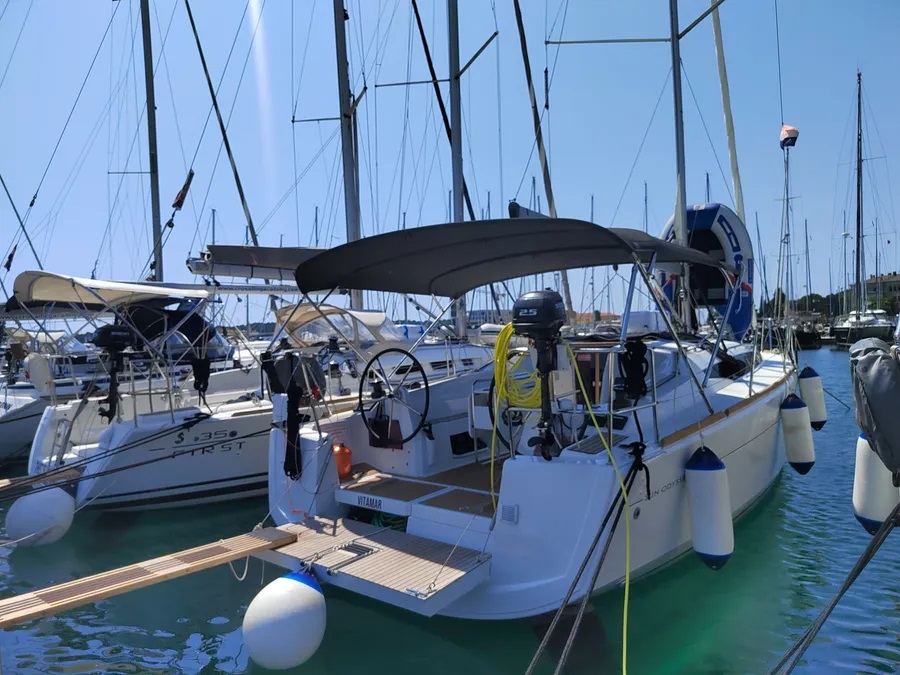 Sun Odyssey 349 - 3 cab. — photo 1