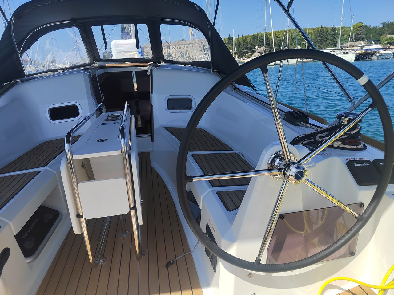 Sun Odyssey 349 - 3 cab. — photo 8