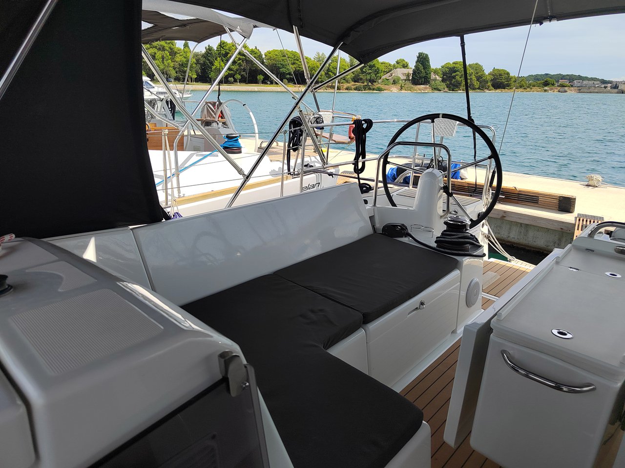 Sun Odyssey 440 - 4 cab. — photo 6