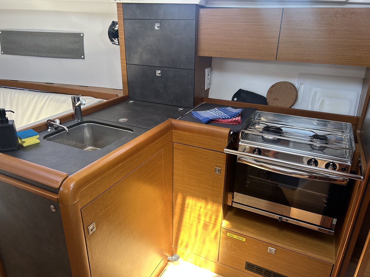 Sun Odyssey 349 - 3 cab. — photo 14