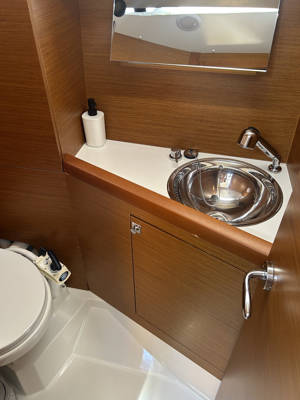 Sun Odyssey 349 - 3 cab. — photo 18