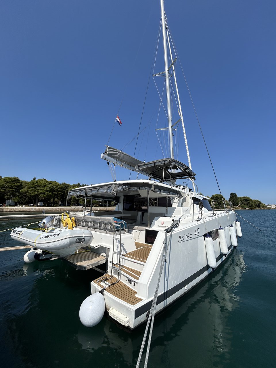 Fountaine Pajot Astrea 42 - 4 + 2 cab. — photo 3