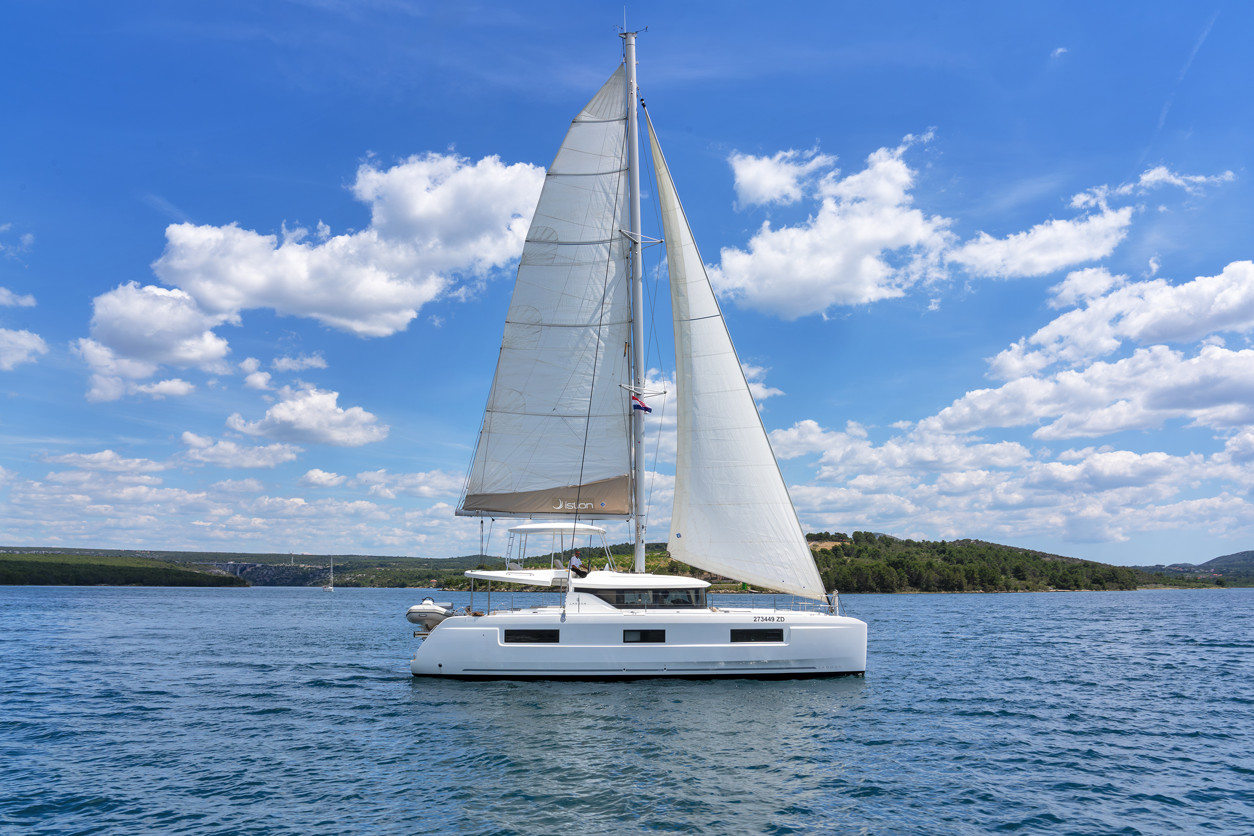 Lagoon 46 - 4 + 2 cab. — photo 1