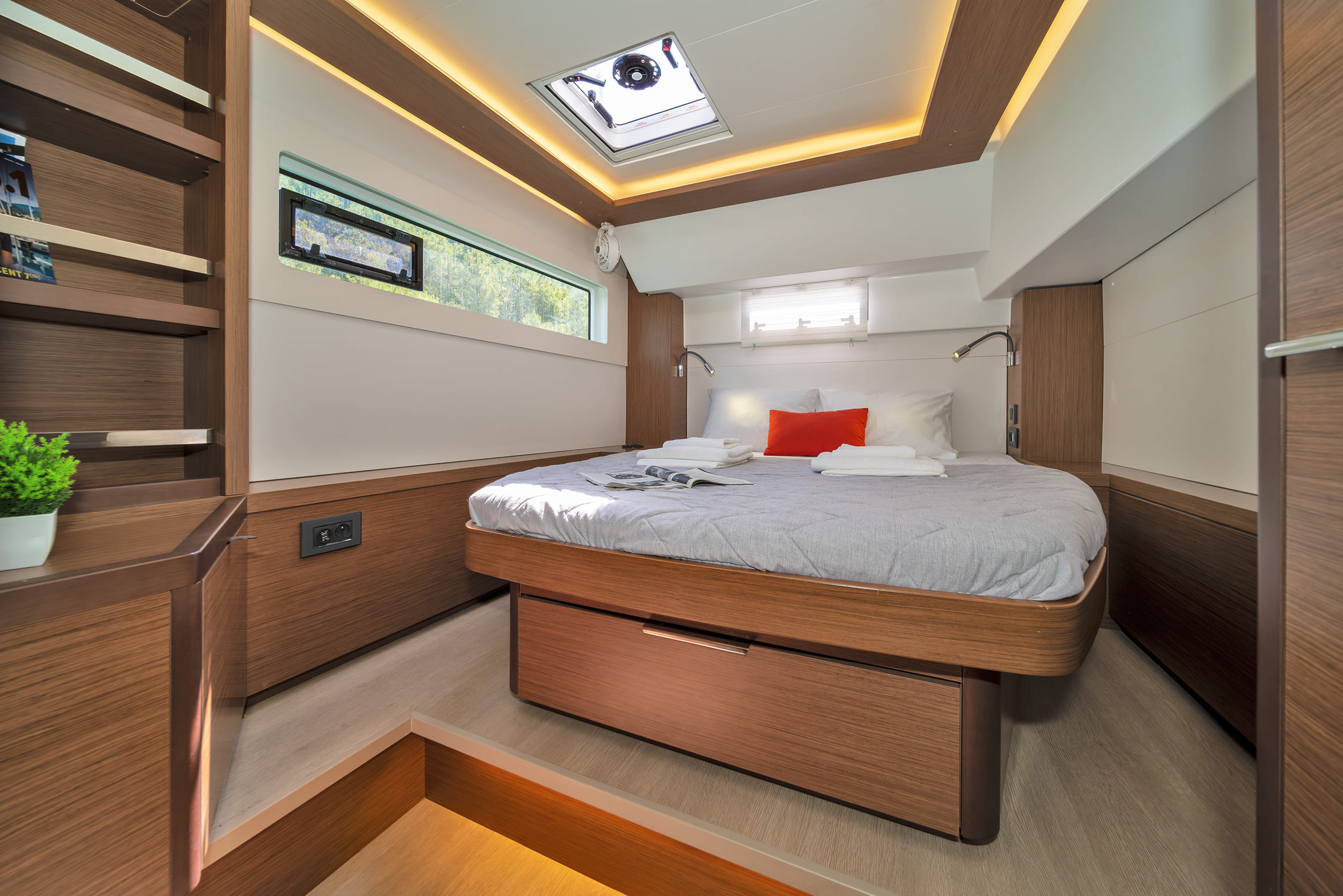 Lagoon 46 - 4 + 2 cab. — photo 22