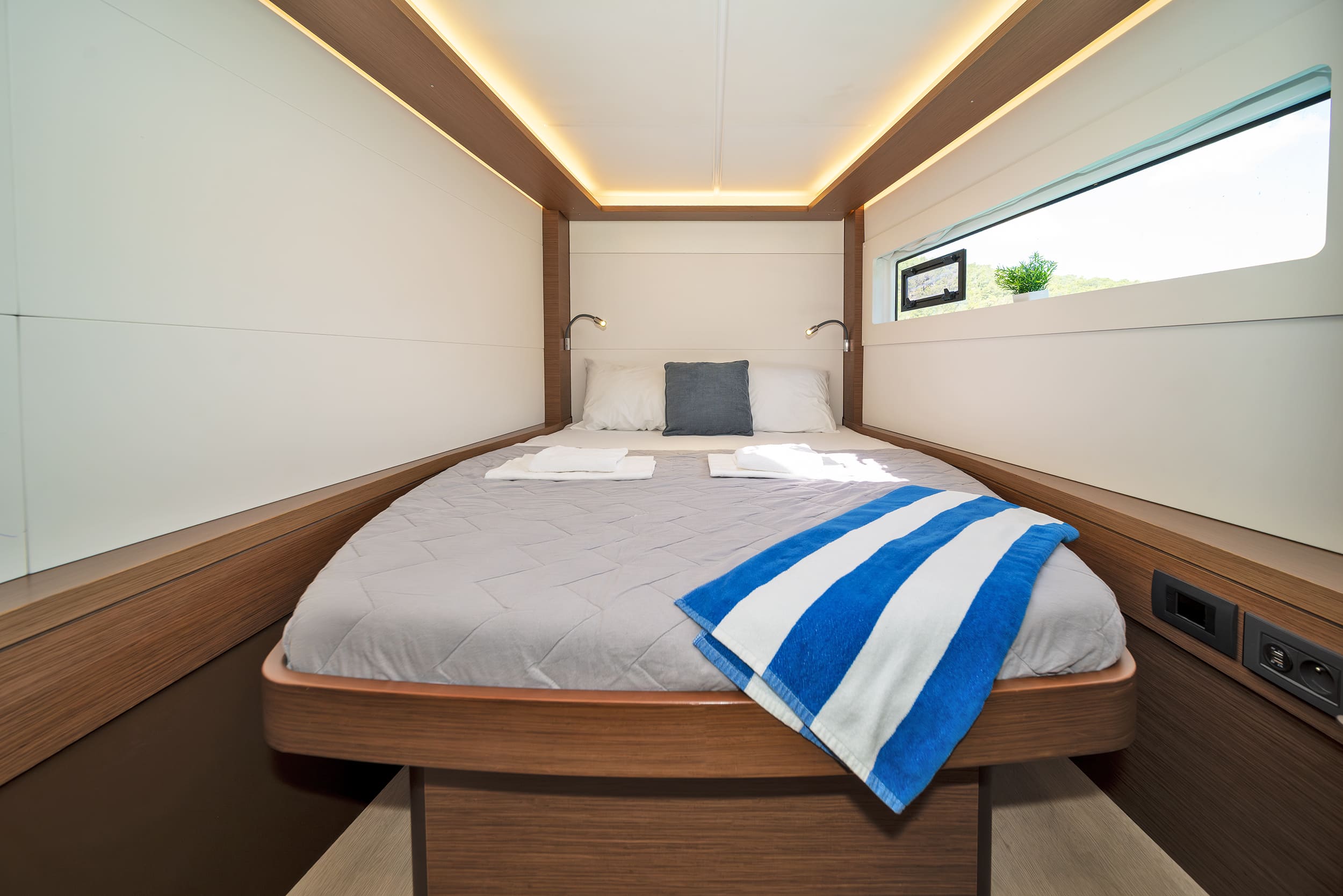 Lagoon 46 - 4 + 2 cab. — photo 25