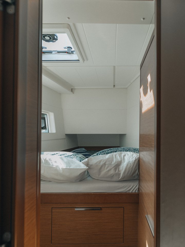 Lagoon 40 - 4 + 2 cab — photo 16