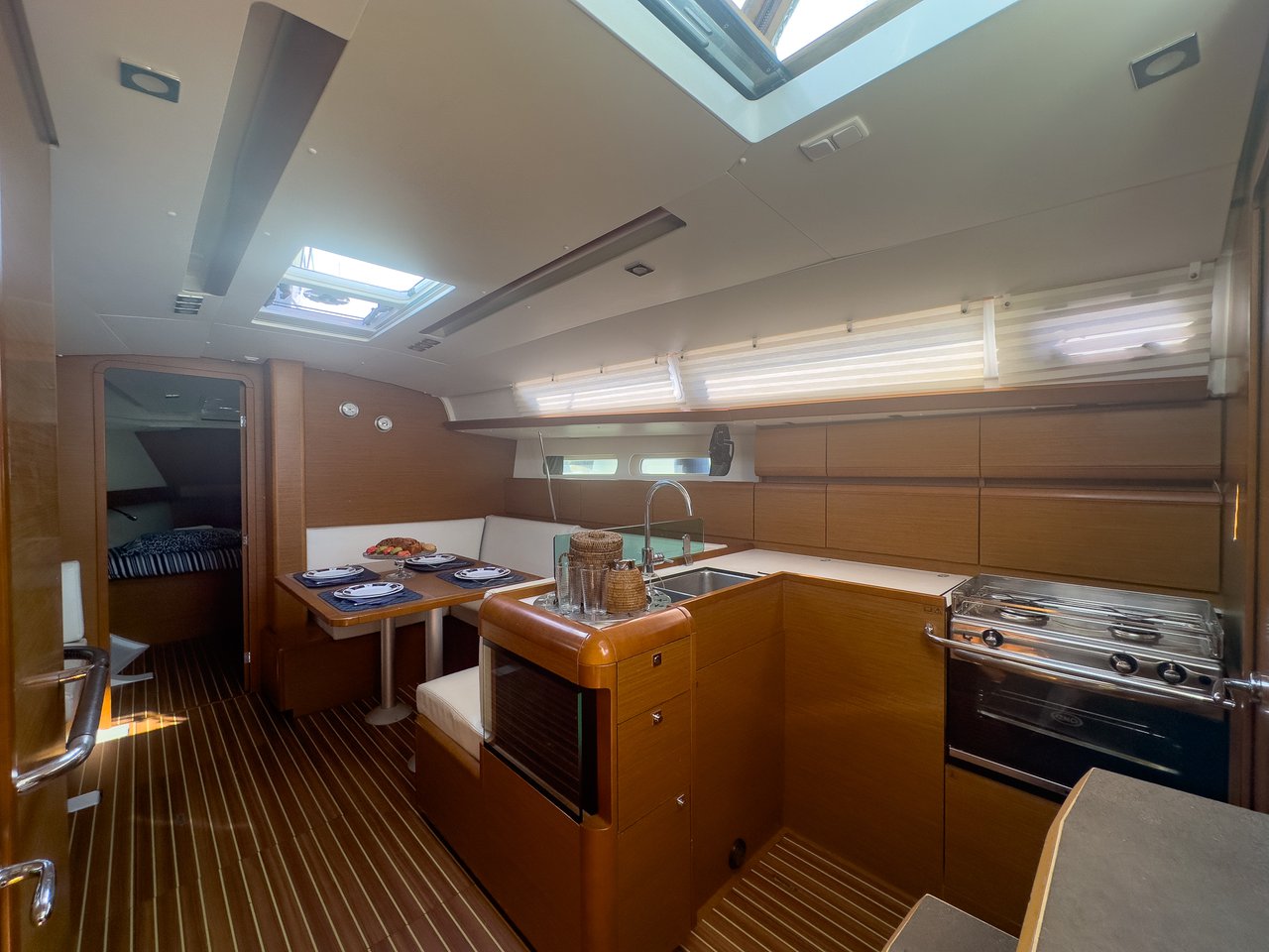 Sun Odyssey 419 - 3 cab. — photo 9
