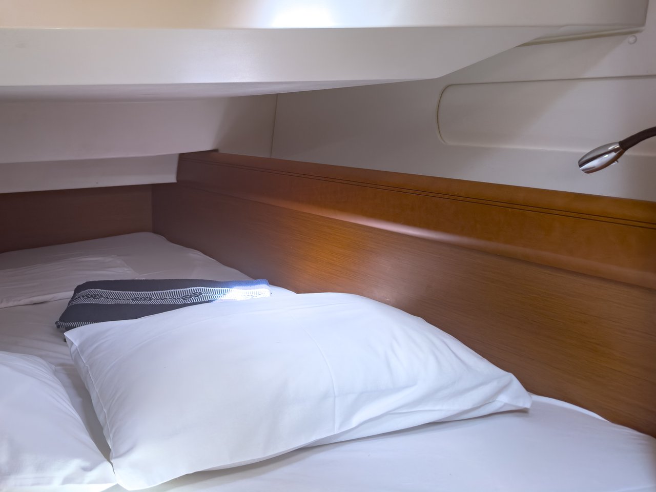 Sun Odyssey 419 - 3 cab. — photo 11