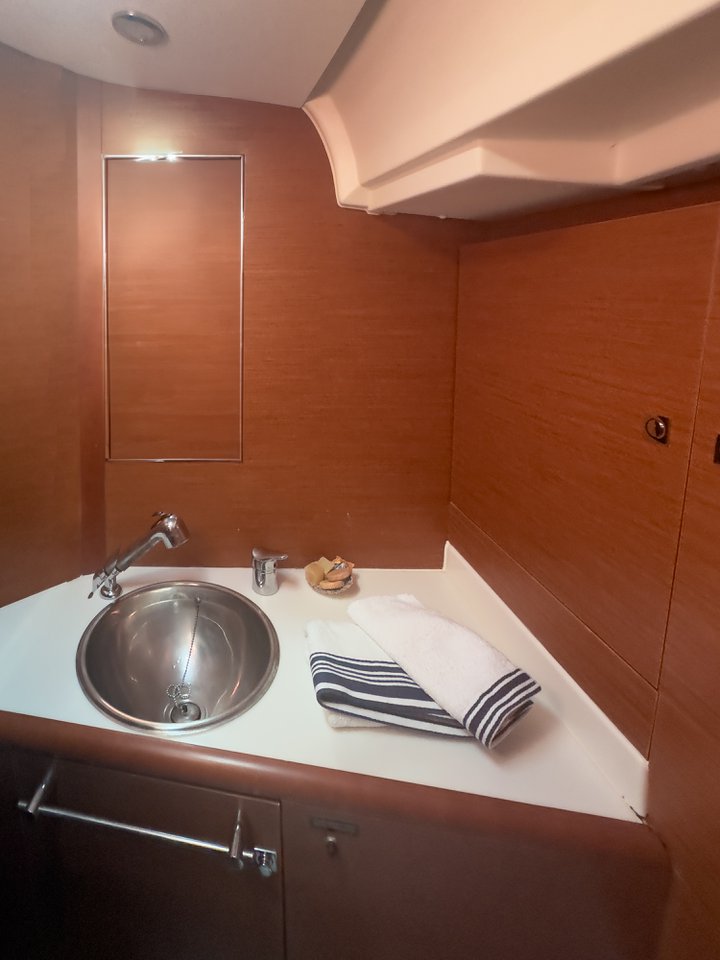 Sun Odyssey 419 - 3 cab. — photo 19