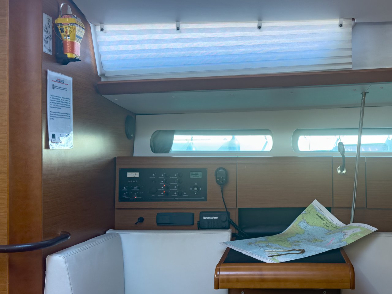 Sun Odyssey 419 - 3 cab. — photo 23