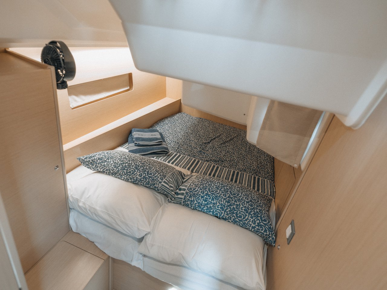 Oceanis 40.1 — photo 11
