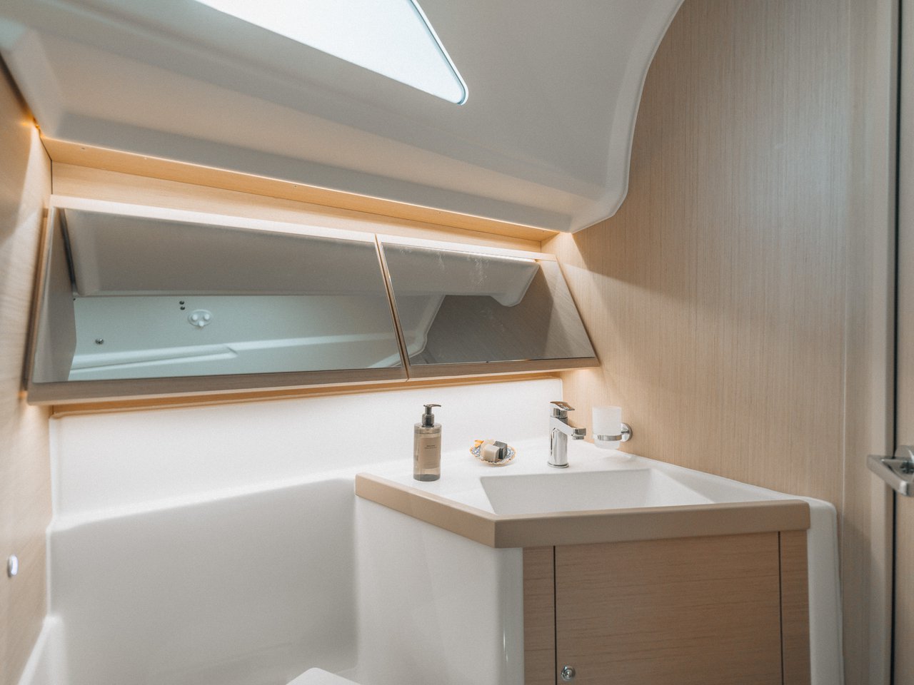 Oceanis 40.1 — photo 14