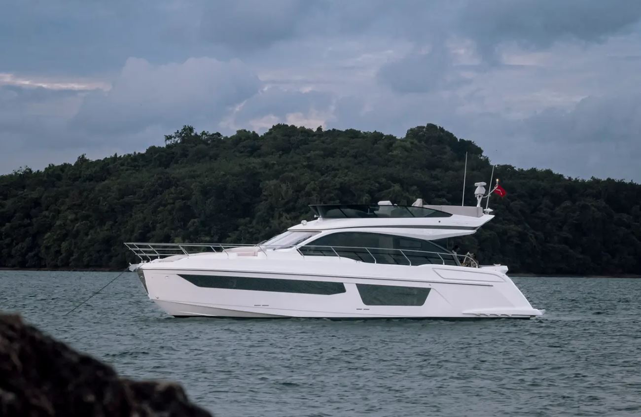 Azimut 53 Fly — photo 6